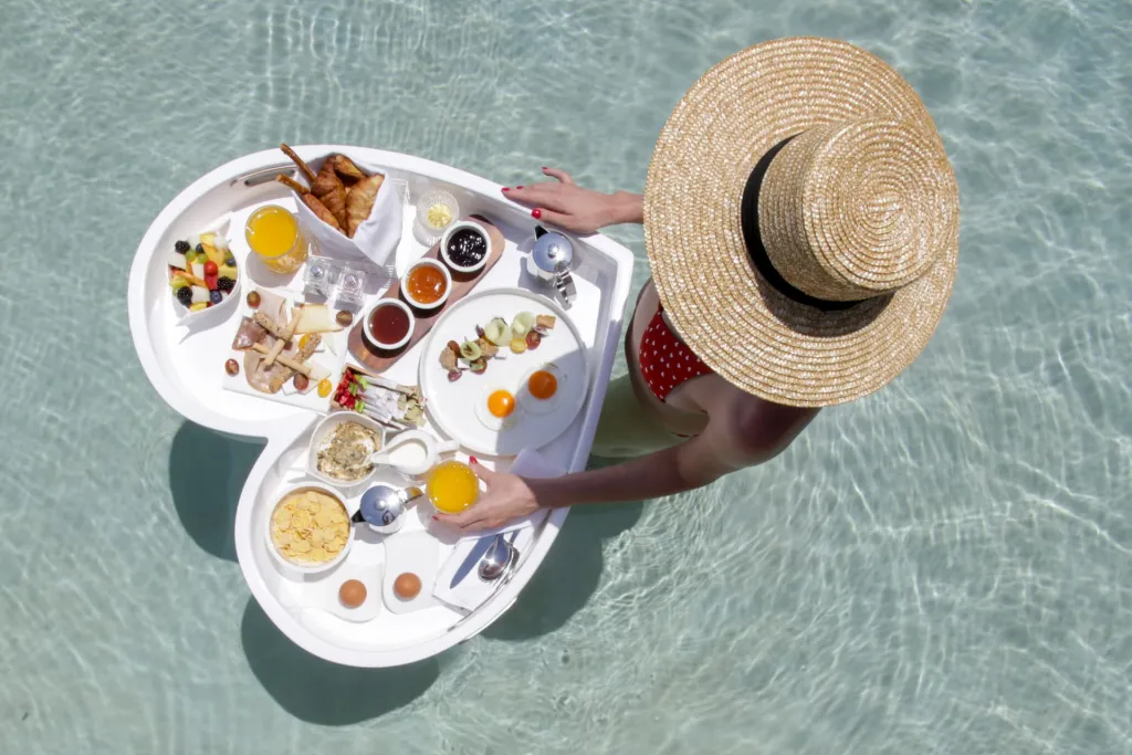 Avaton Luxury Beach Resort - Relais & Chateaux, Nea Roda, Grčka — plaža