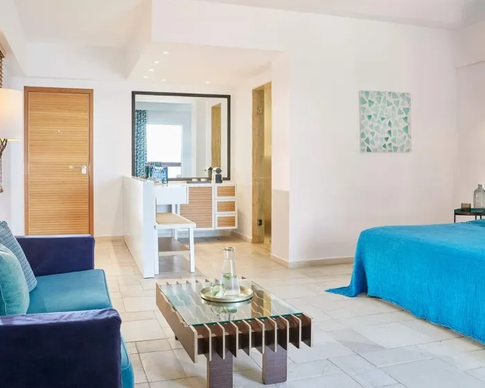 Eagles Palace Hotel, Uranopolis, Grčka — Junior Suite Sea View