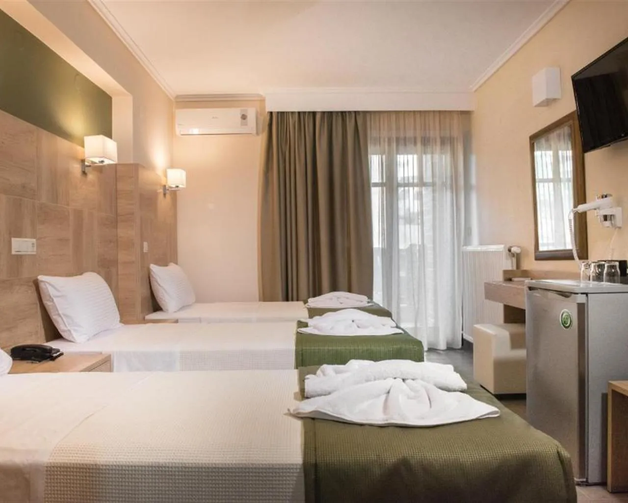 Konaki Ouranoupolis Hotel, Uranupolis, Grčka — Triple Room
