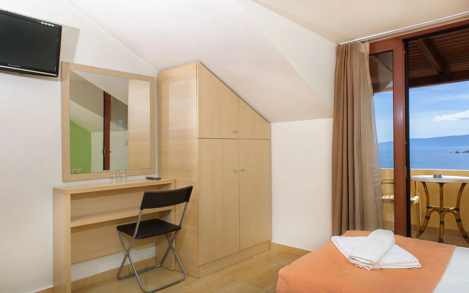 Ouranoupolis Princess, Uranopolis, Grčka — Junior Suite Sea View