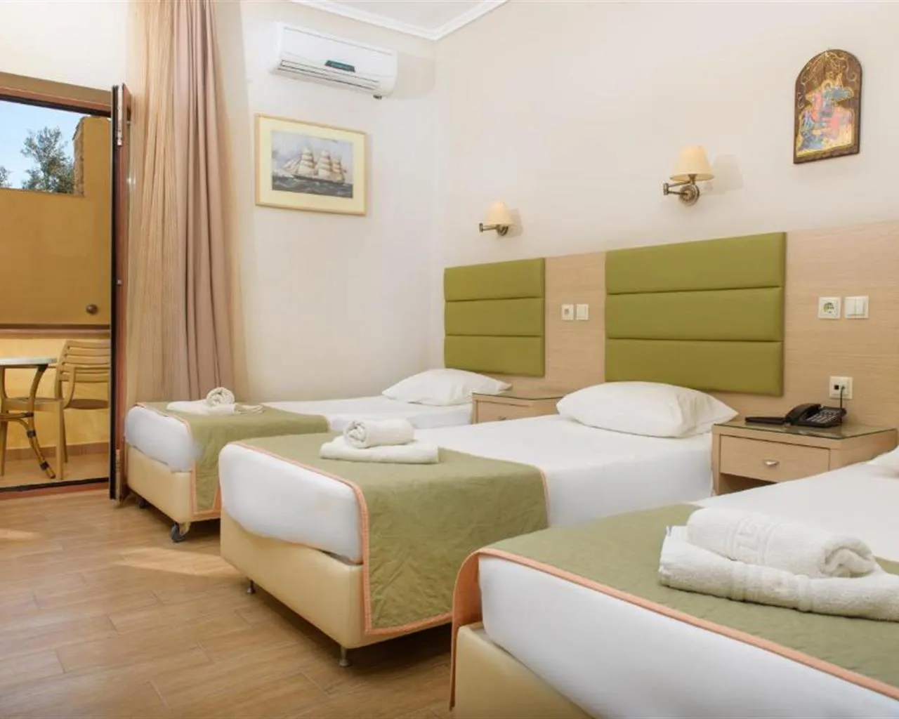 Ouranoupolis Princess, Uranopolis, Grčka — Triple Room