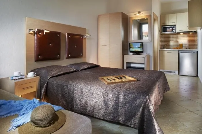 4U Apartments, Metamorfozis, Grčka — Studio Economy Smart with terrace
