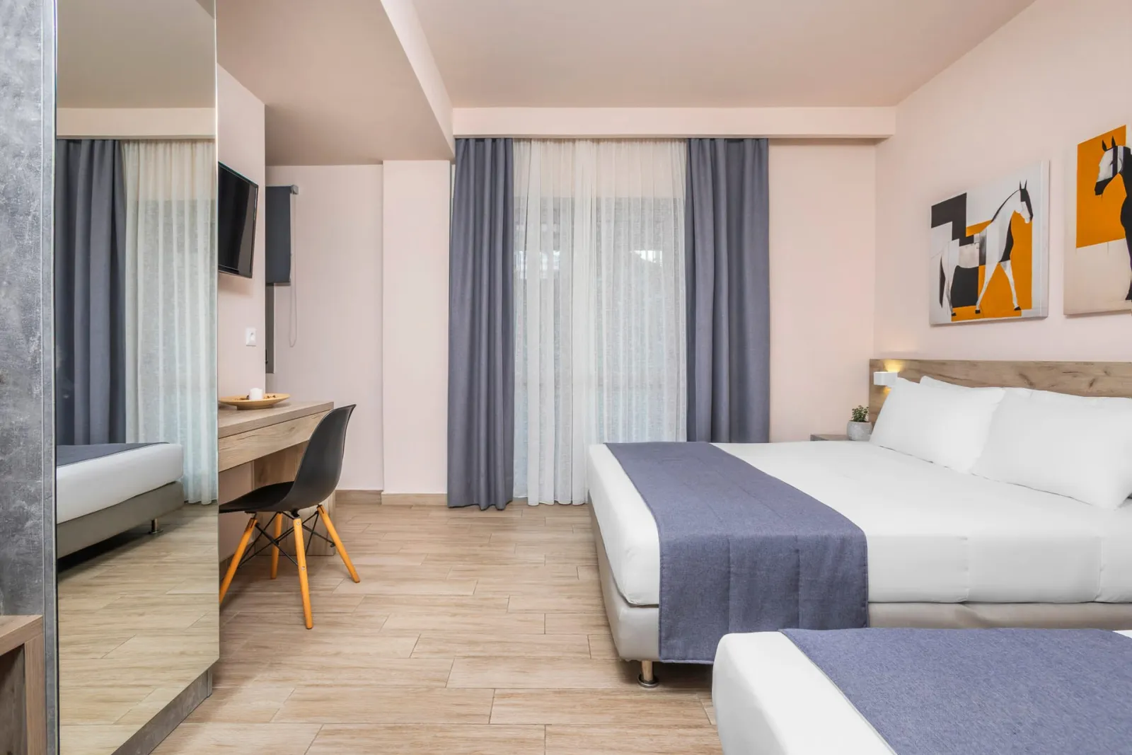 Vozina Hotel, Metamorfosi, Grčka — Comfort Triple Room