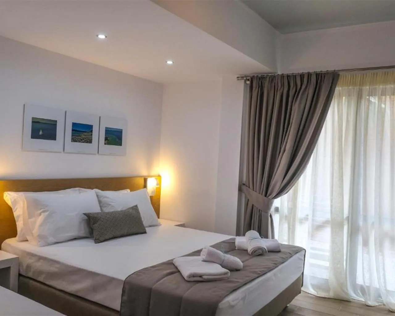 Vozina Hotel, Metamorfosi, Grčka — Triple Room Comfort