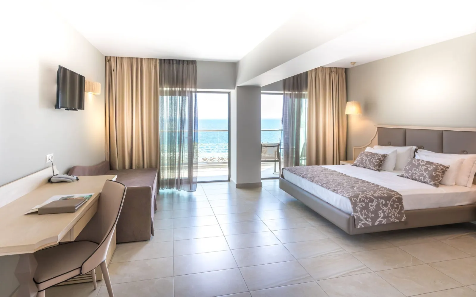 Elinotel Sermilia Resort, Psakudia, Grčka — Superior Double Room Sea View