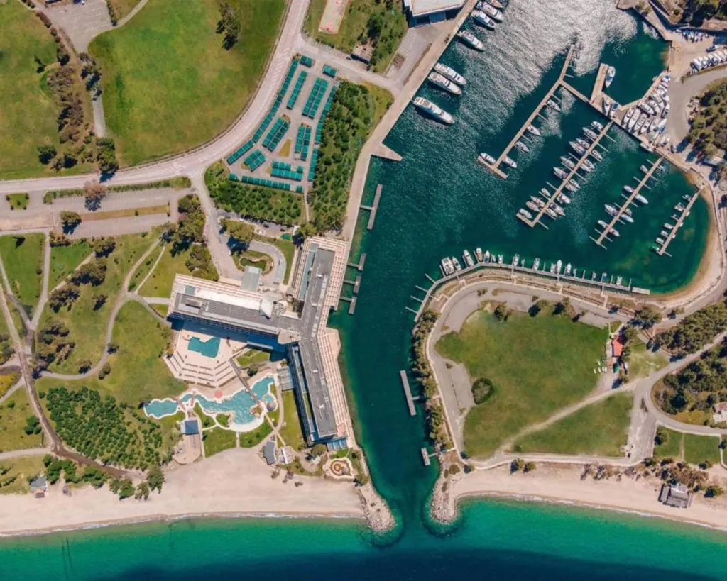 Porto Carras Grand Resort Meliton Hotel, Neos Marmaras, Grčka — fotografija 18