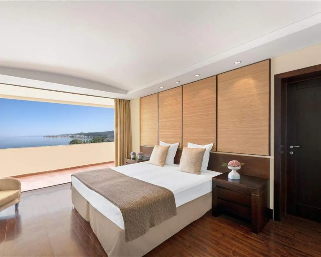 Porto Carras Grand Resort Meliton Hotel, Neos Marmaras, Grčka — Suite 2 BedRoom Superior Side Sea View