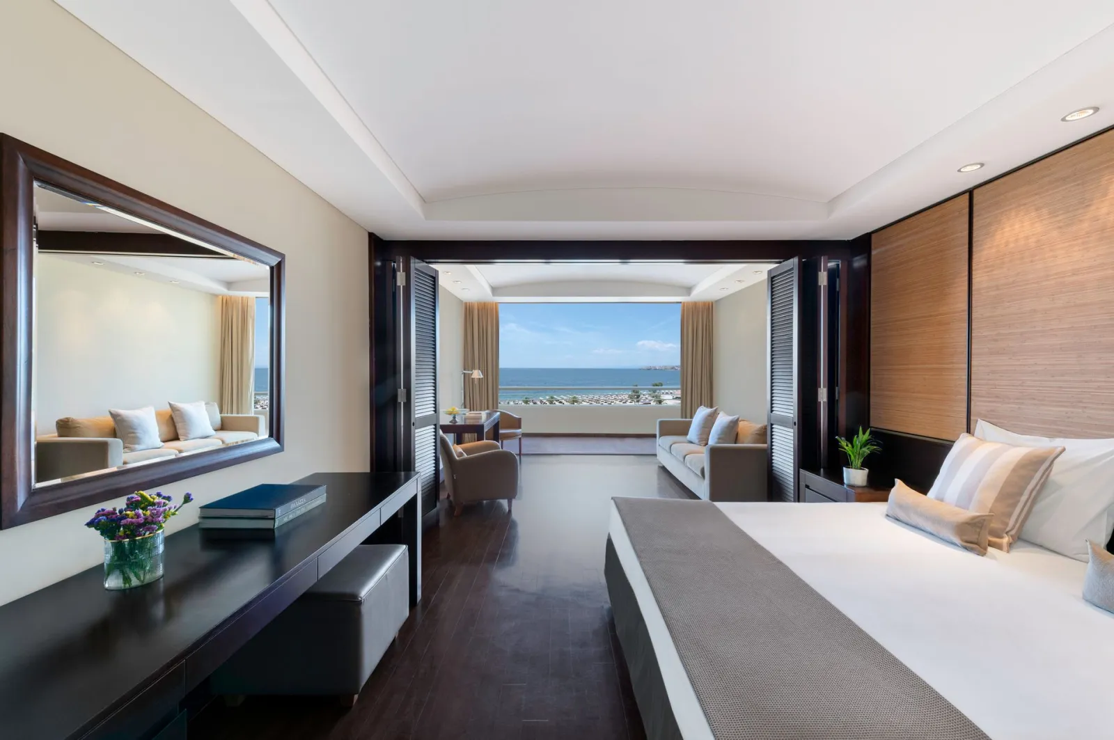 Porto Carras Grand Resort Meliton Hotel, Neos Marmaras, Grčka — Family Suite Sea View
