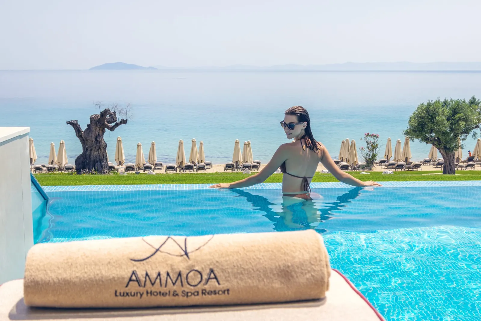 Ammoa Luxury Hotel & Spa Resort, Agios Ioannis, Grčka — Deluxe Room Sea Front Private Pool