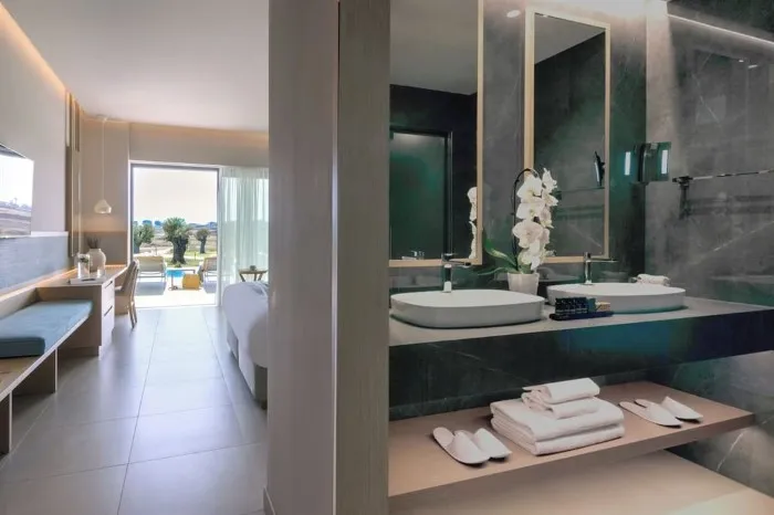 Ammoa Luxury Hotel & Spa Resort, Agios Ioannis, Grčka — Room Double for Single Deluxe/Private Pool Lateral Sea View