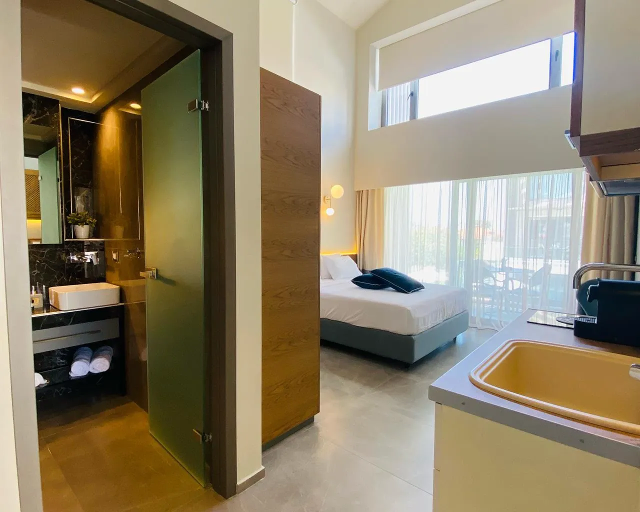 Serenity Suites Adults Only (12+), Nikiti, Grčka — Suite Premier Loft Pool View