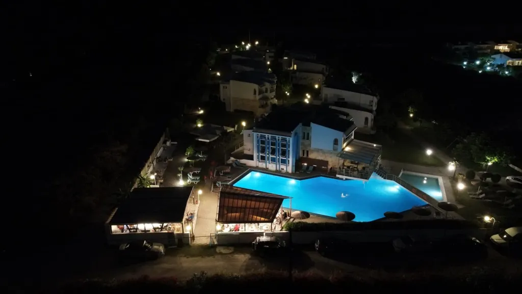 Skion Palace Beach Hotel, Grčka — plaža