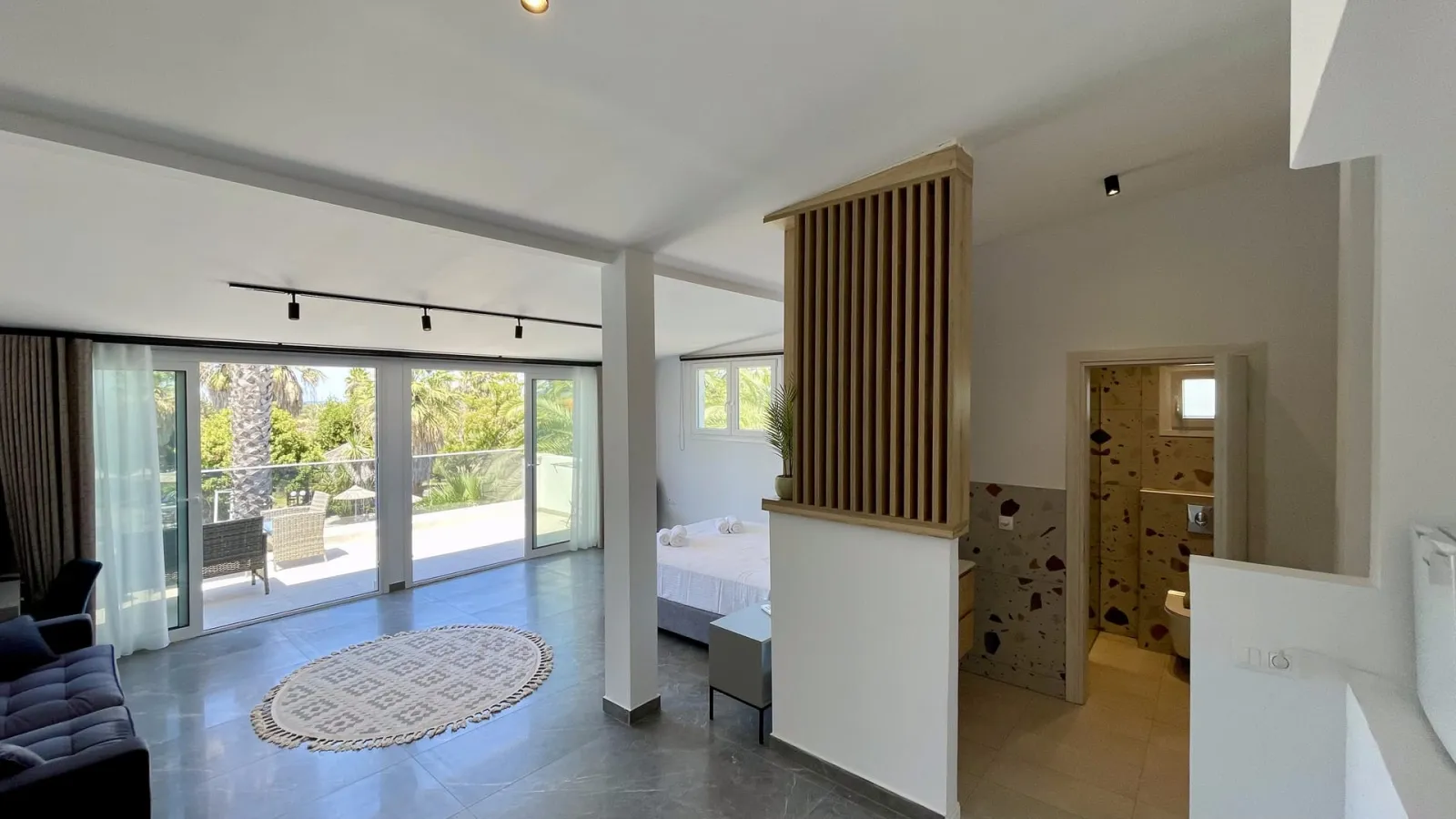 Palma Village by Greek Pride, Grčka — Luxury Suite Pool View