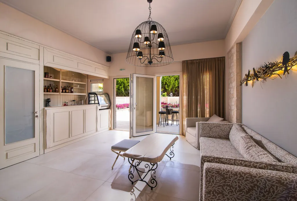 Neikos Luxury Suites, Hanioti, Grčka — smeštajna jedinica