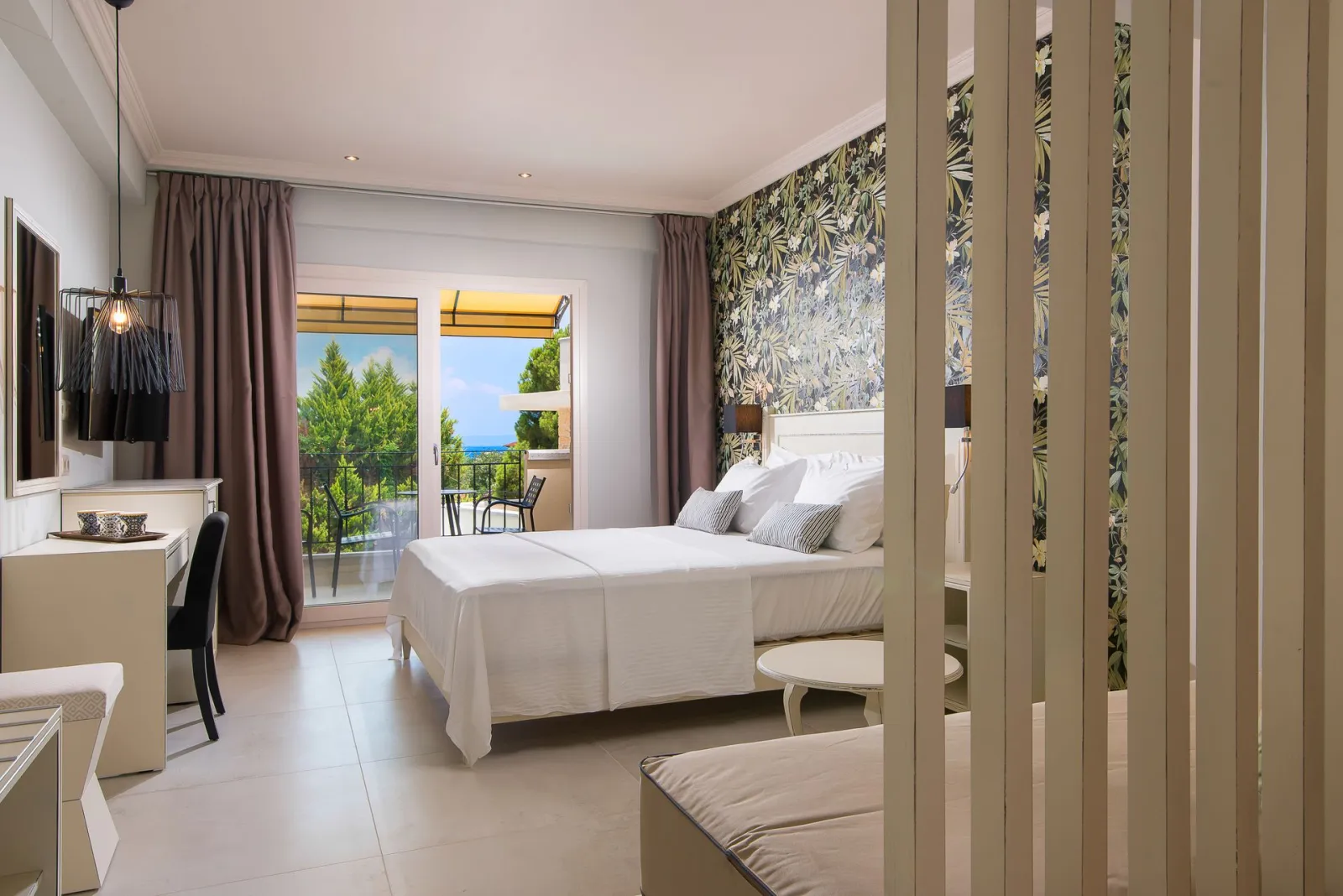 Neikos Luxury Suites, Hanioti, Grčka — Premium Suite