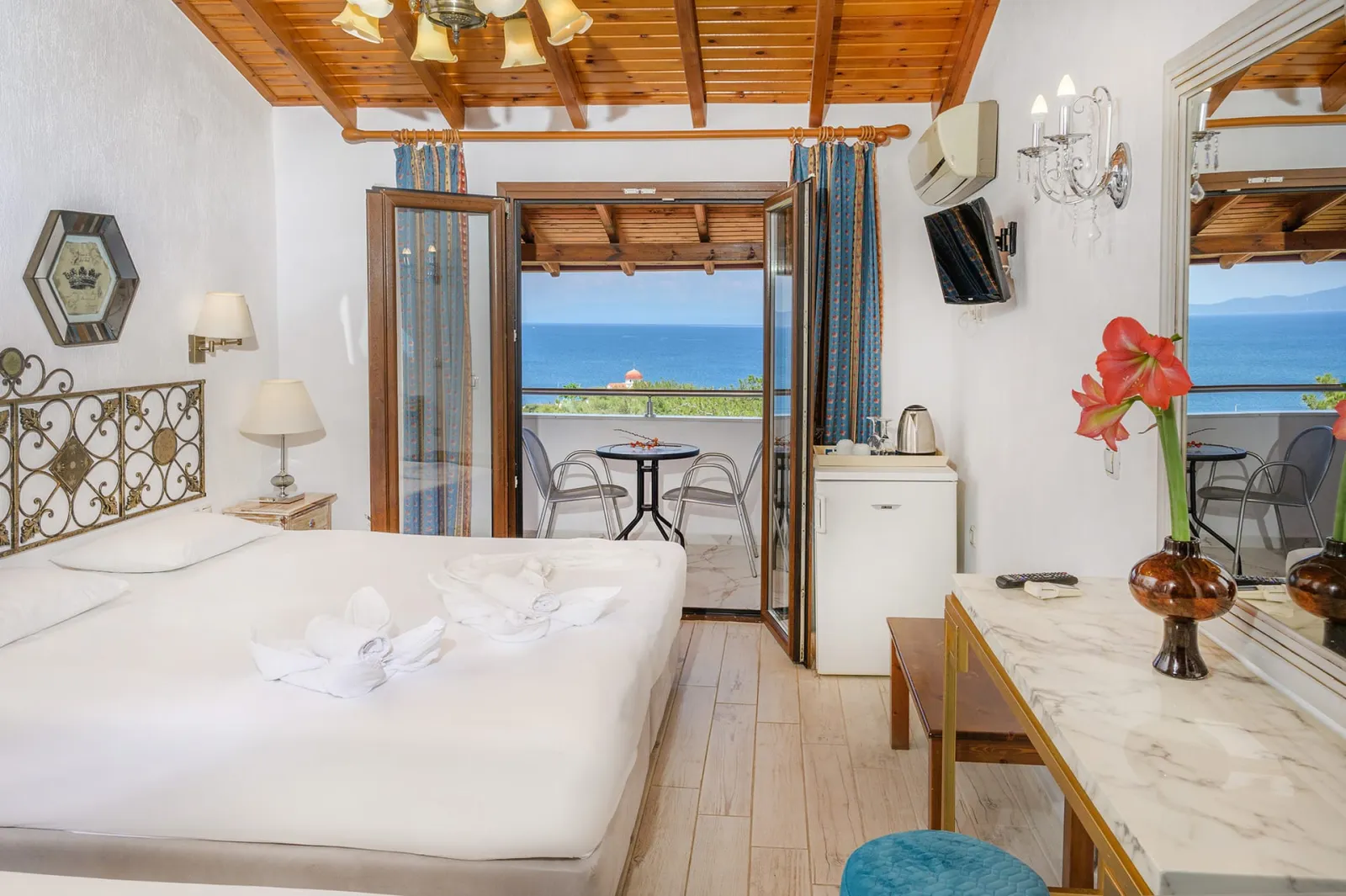 Leandros Hotel Chalkidiki, Grčka — Superior Triple Room with Sea View