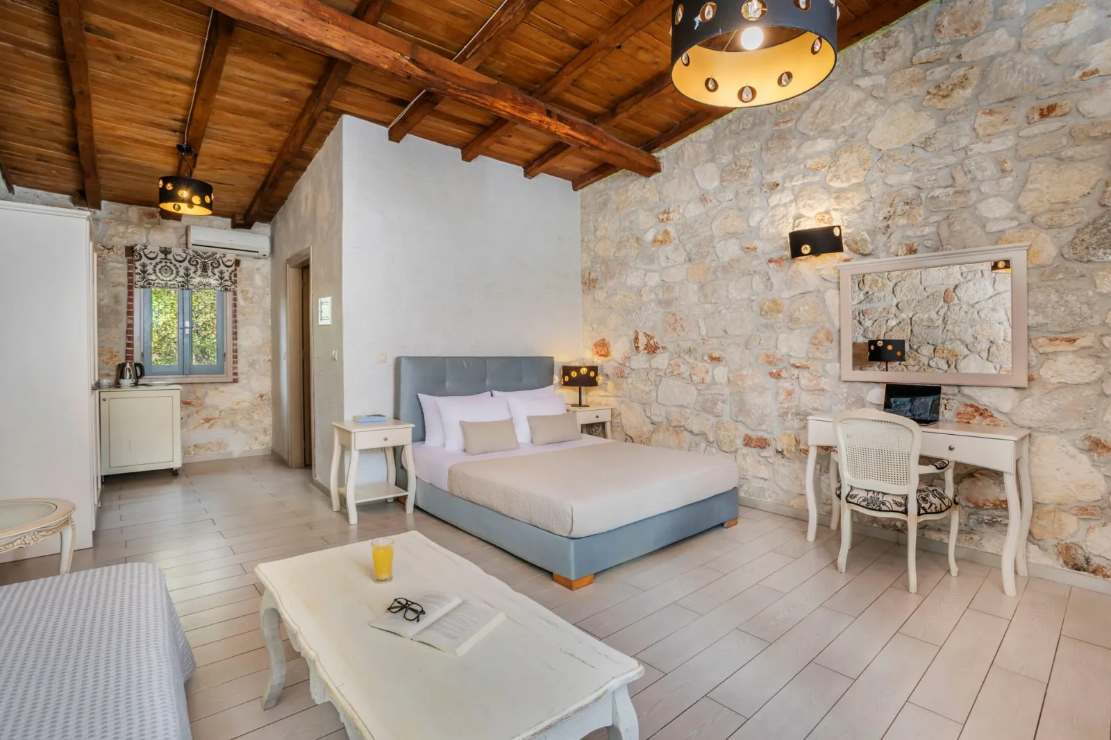 Petrino Eco Village, Afitos, Grčka — Junior Suites