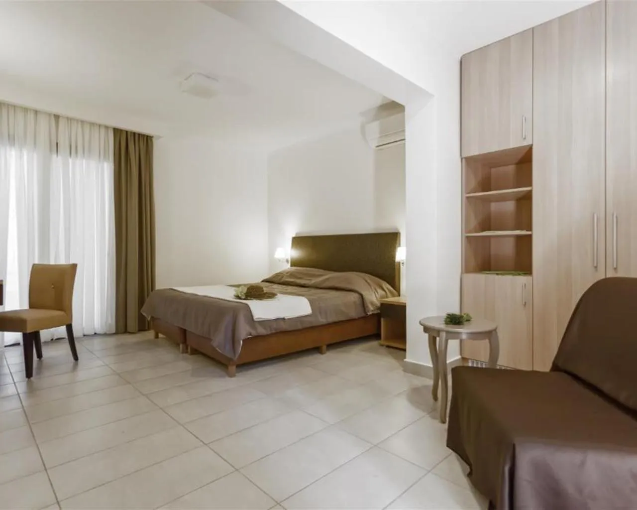 Lagomandra Beach & Suites, Neos Marmaras, Grčka — Double Room Deluxe Garden View
