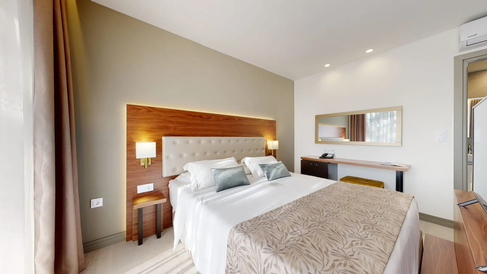 Acrotel Athena Pallas & Residence, Akti Elias, Grčka — Executive Suite