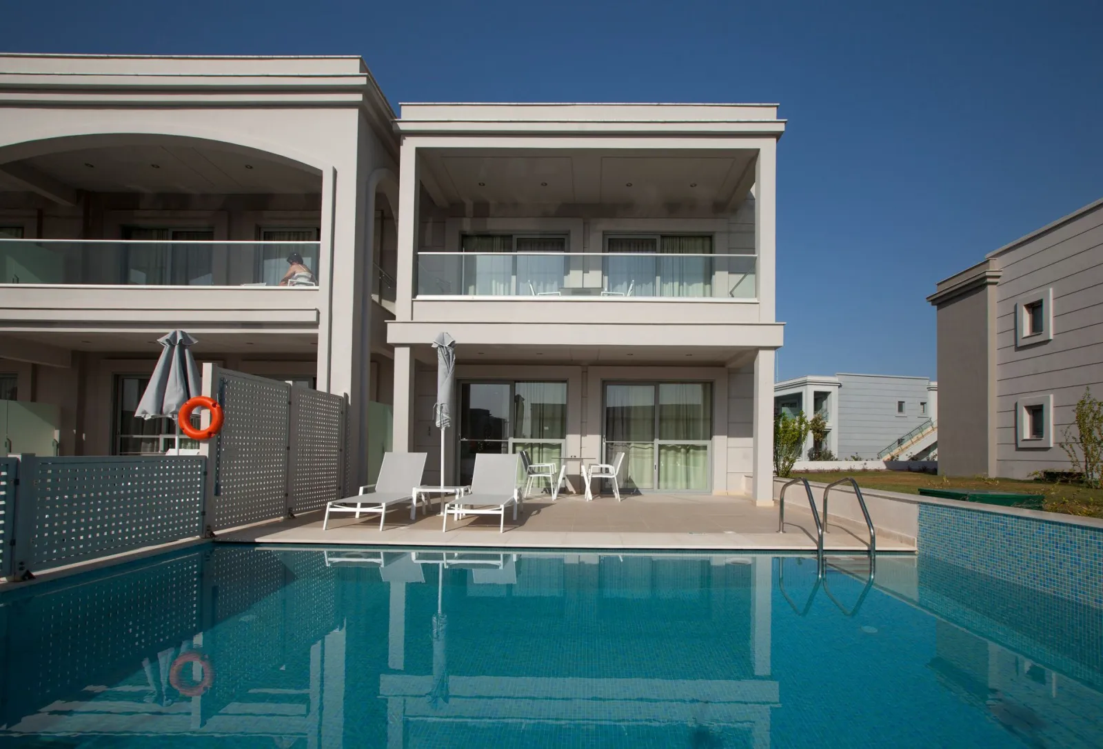 Blue Lagoon Princess Hotel, Kalives, Grčka — Deluxe Suite Private Pool [2-storey]