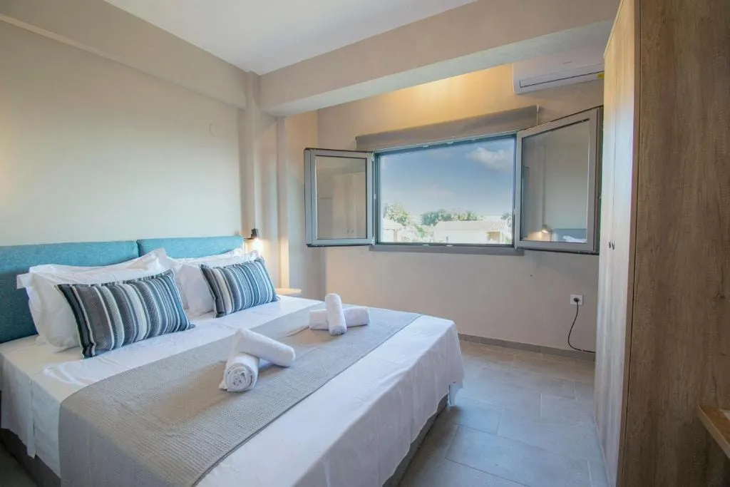 Heraclea Luxury Suites, Nea Iraklija, Grčka — fotografija 2