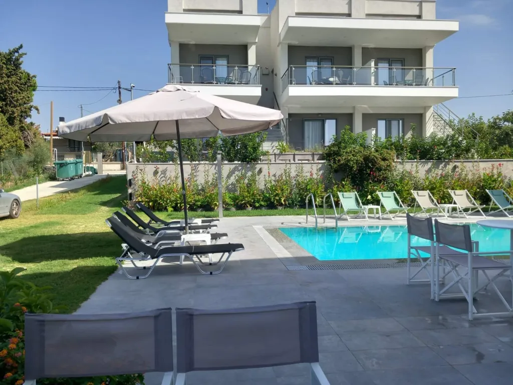 Heraclea Luxury Suites, Nea Iraklija, Grčka — fotografija 9