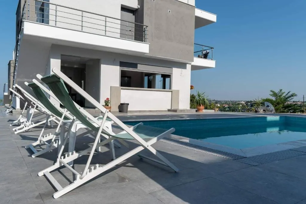 Heraclea Luxury Suites, Nea Iraklija, Grčka — fotografija 16