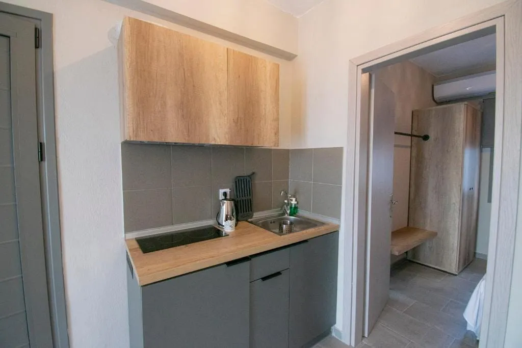 Heraclea Luxury Suites, Nea Iraklija, Grčka — fotografija 20