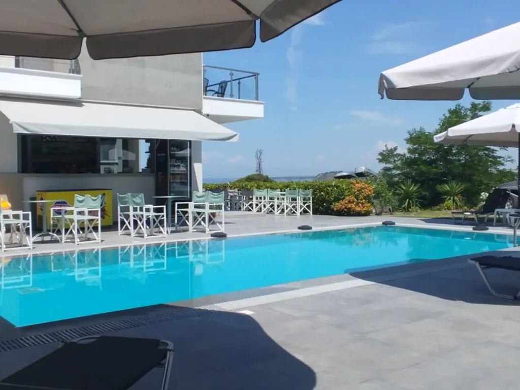 Heraclea Luxury Suites, Nea Iraklija, Grčka — fotografija 38