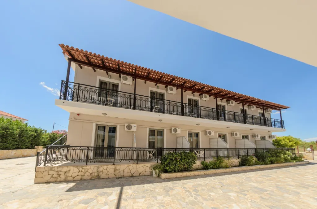 Karras Livin Zakynthos, Laganas, Grčka — fotografija 2