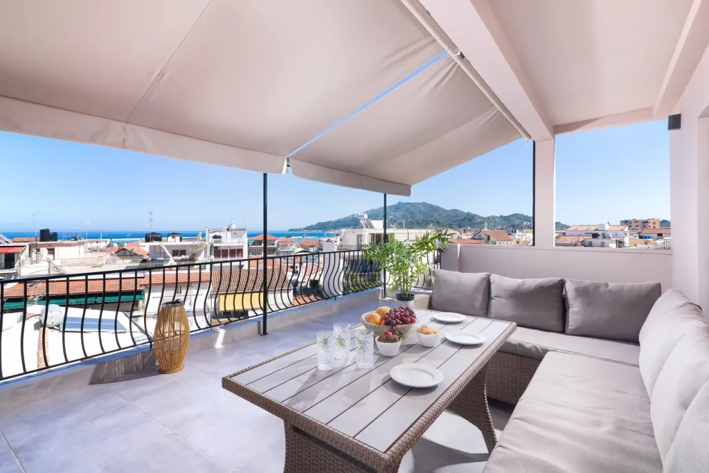 Lithies Zante Living, Grad Zakintos, Grčka — Junior Apartment | Sea & Mountain View [40 m²]