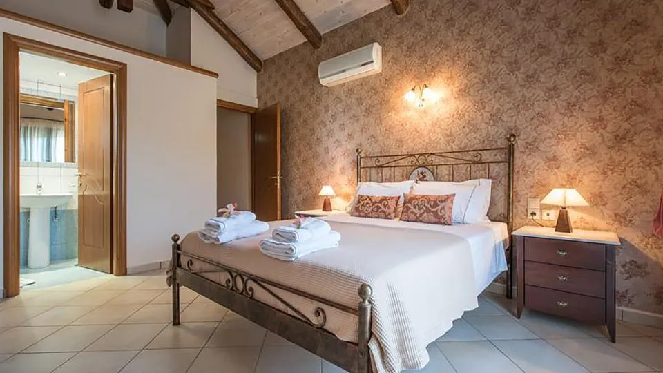 Kookis Village Zakynthos, Porto Kukla, Grčka — Grand Suite with Private Pool