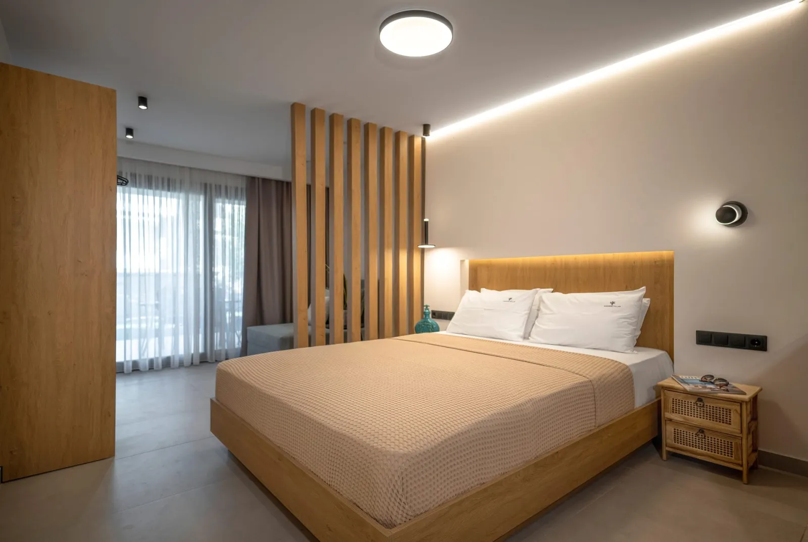 Dionisos Resort, Pefkohori, Grčka — Luxury Triple Room