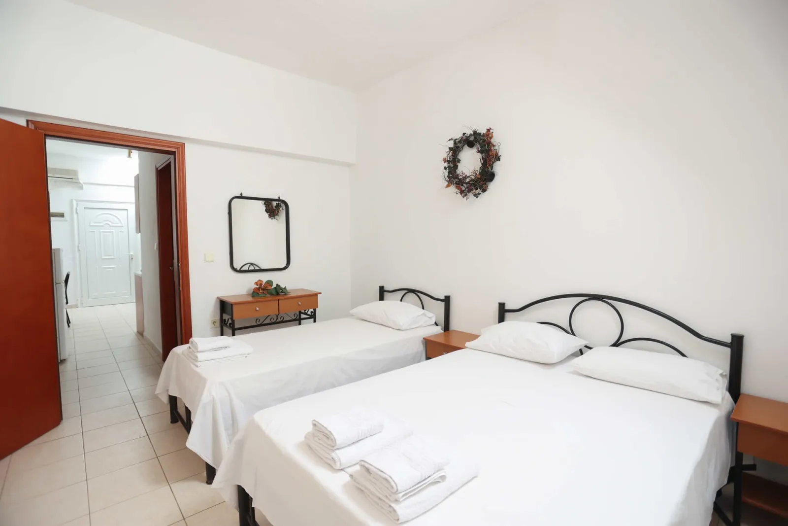 Gregory Apartments, Pefkohori, Grčka — One Bedroom Family Apartment
