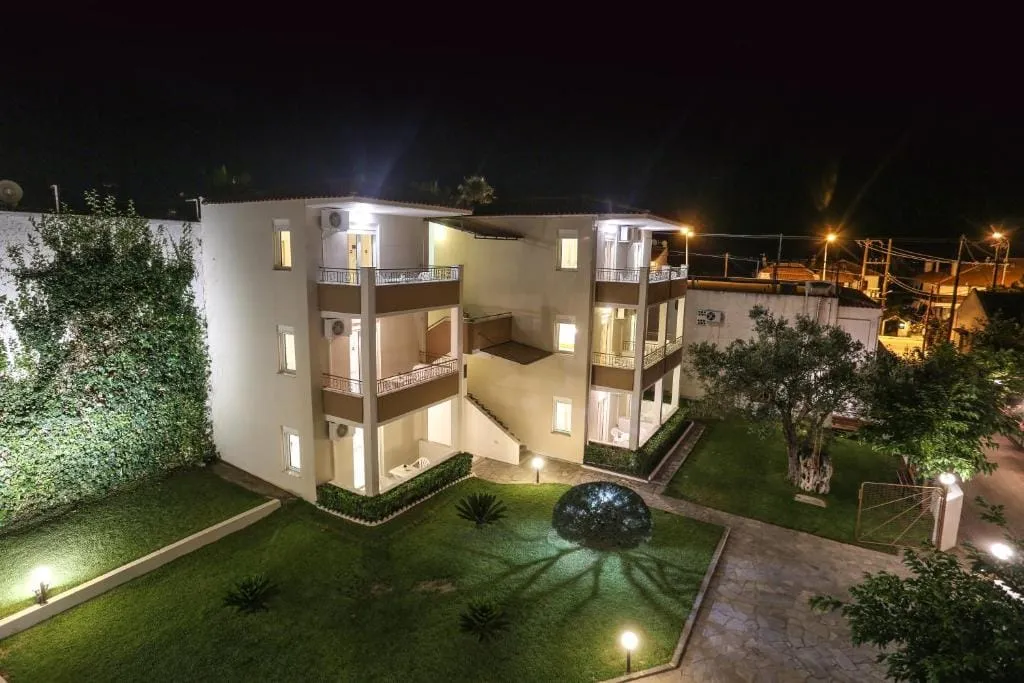 Villa Magda Maria, Pefkohori