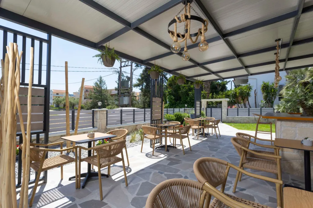 Danae Comfort Living, Pefkohori, Grčka — fotografija 17