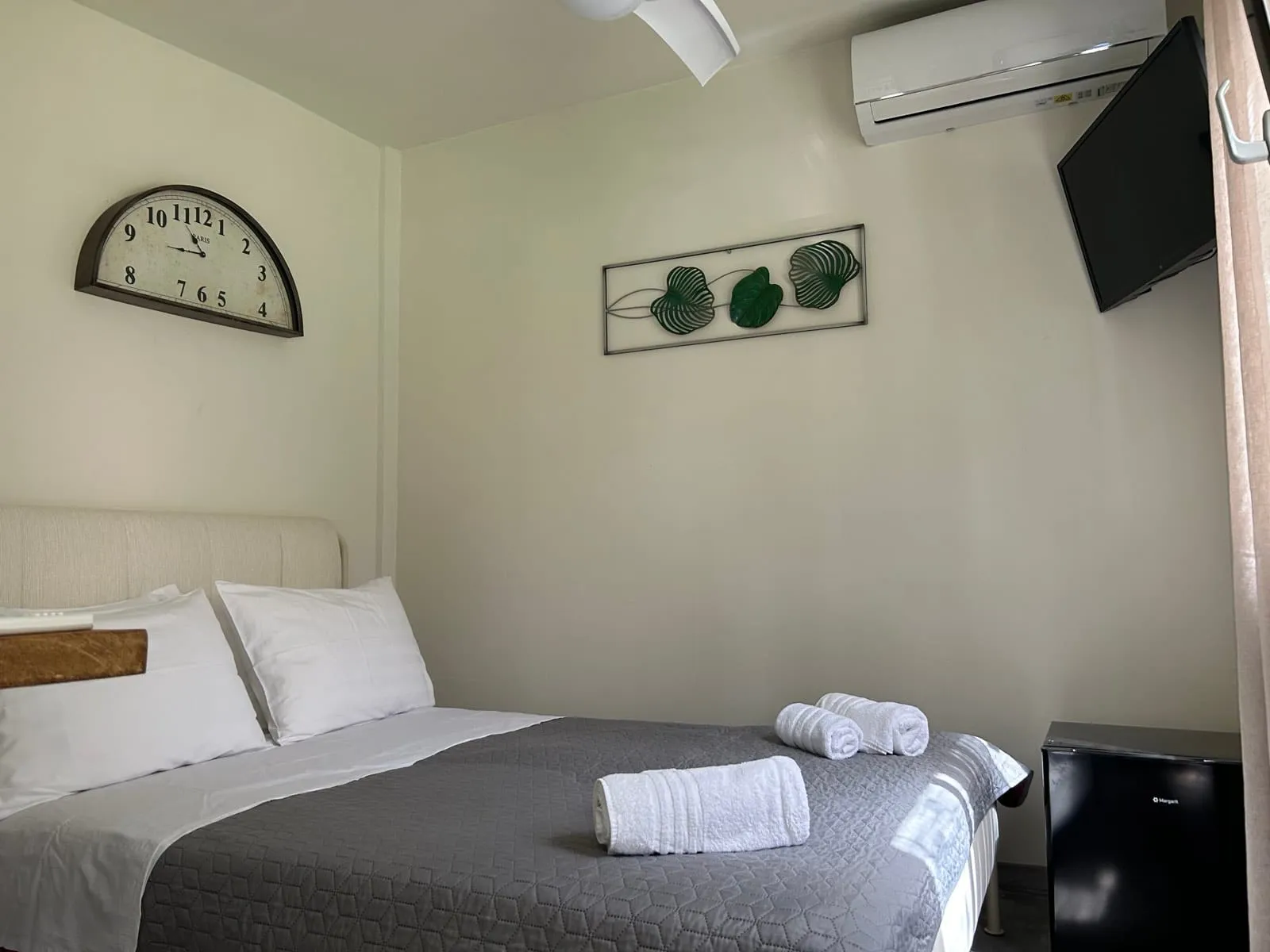 Pefkon Suites, Afitos, Grčka — Double Garden View
