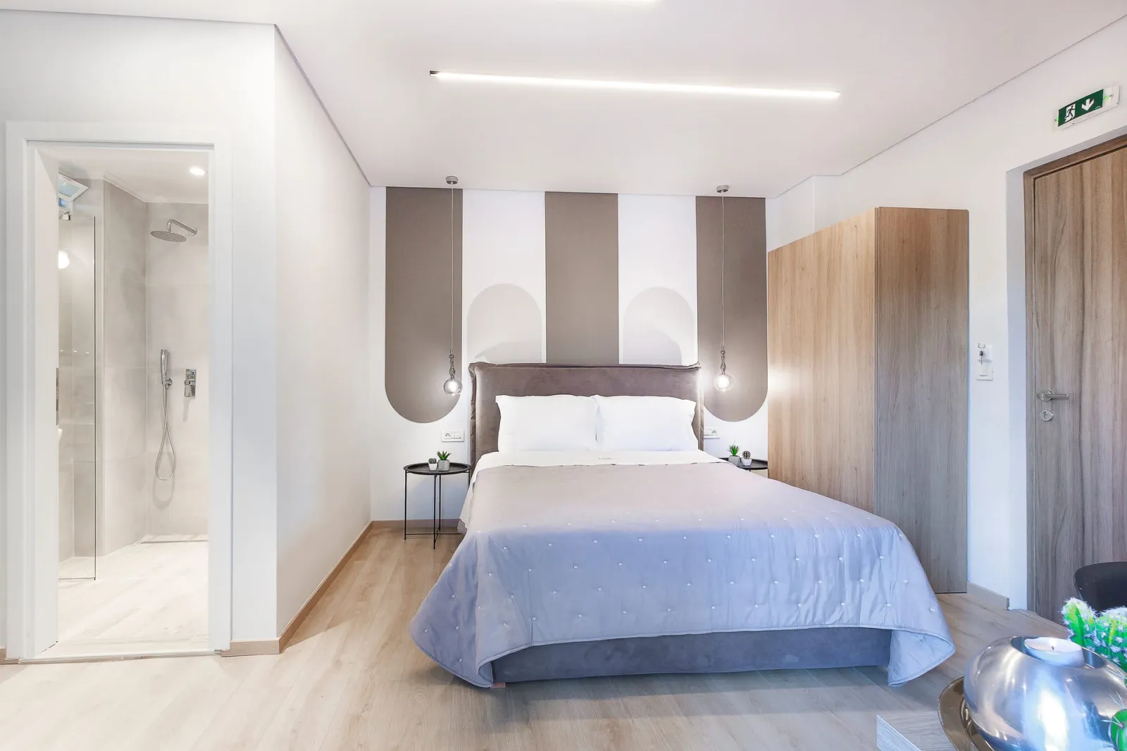 9 Ennea Luxury Rooms, Sarti, Grčka — Deluxe Room with City View