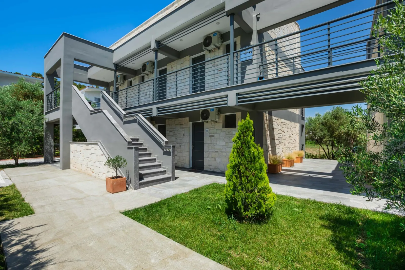 New Story Luxury Suites, Posidi