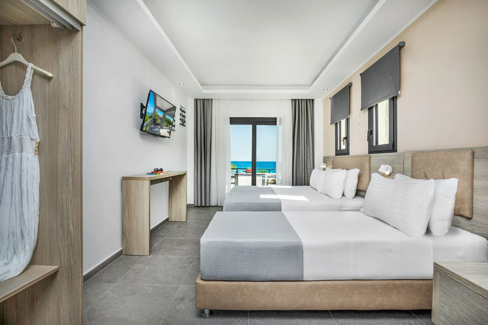 New Story Luxury Suites, Posidi, Grčka — Triple Room Sea View