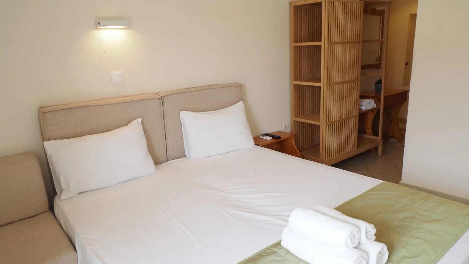 Leonidas Apartments & Suites, Mola Kaliva, Grčka — Studio Garden View