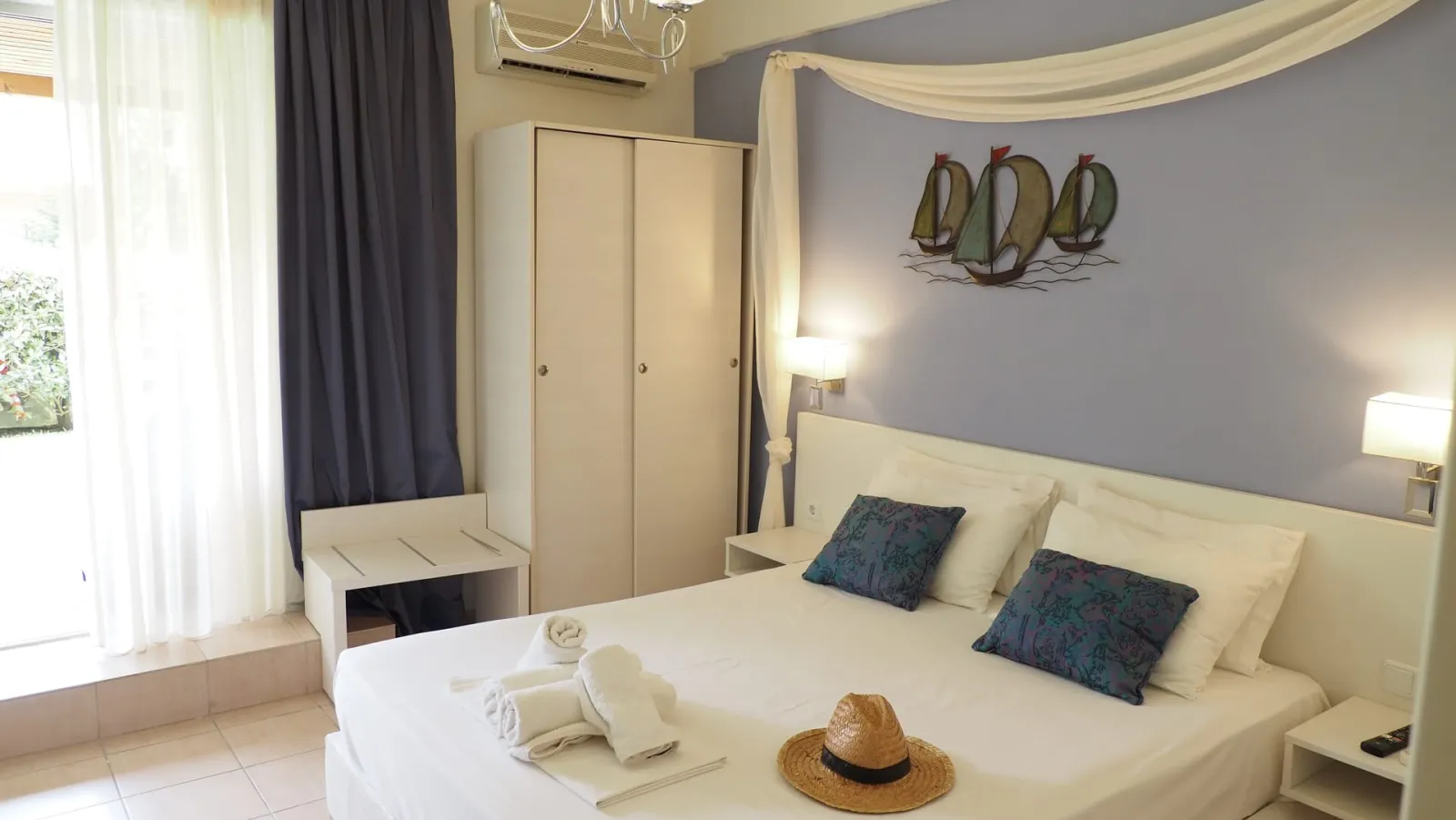 Leonidas Apartments & Suites, Mola Kaliva, Grčka — Superior Two Bedroom Apartment Garden Front