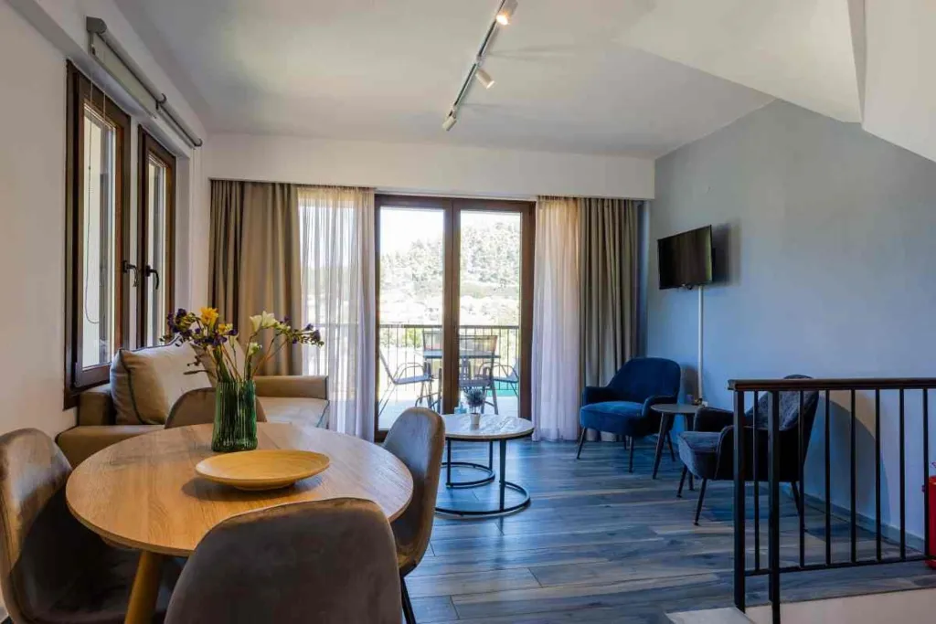 Penelope Luxury Suites, Furka, Grčka — fotografija 10