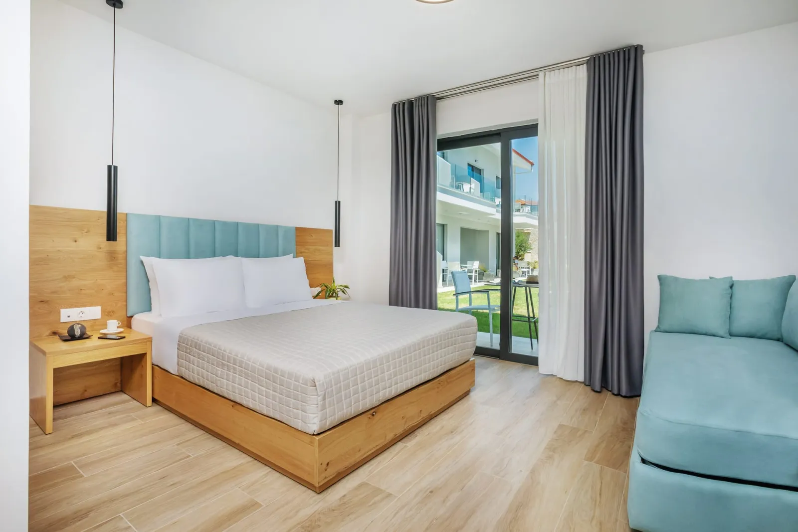 AlexMare Suites, Skala Furka, Grčka — Double Room with Pool View