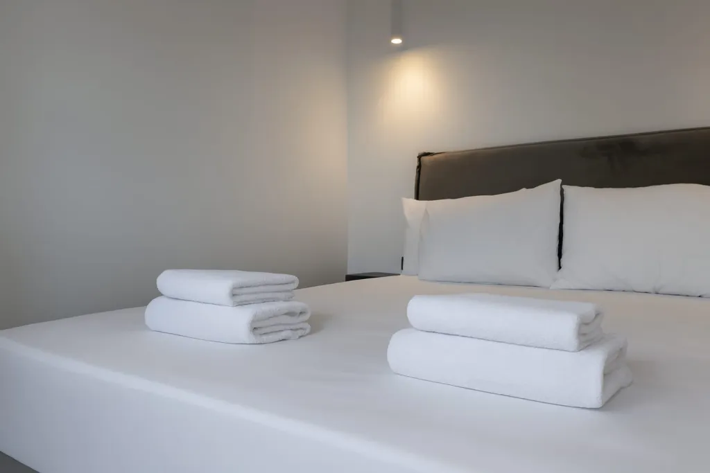 Mono Alex Afitos, Grčka — Suite