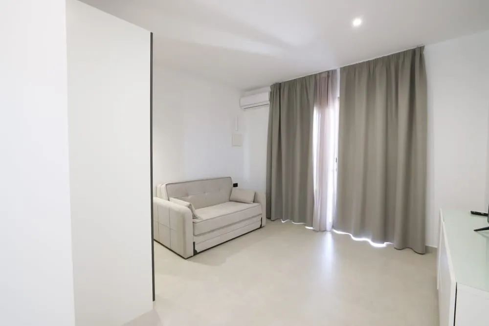 Mono Alex Afitos, Grčka — Suite
