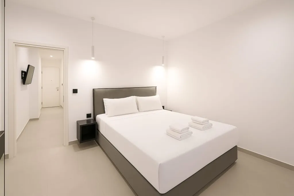 Mono Alex Afitos, Grčka — Suite