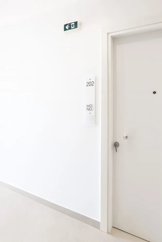 Mono Alex Afitos, Grčka — Suite