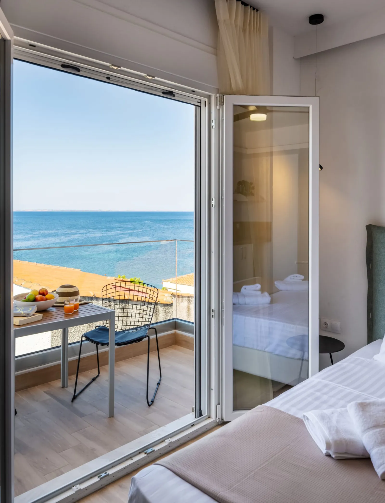 Aiora Suites by Booking Kottas, Grčka — Deluxe Double Room Sea View | First Floor