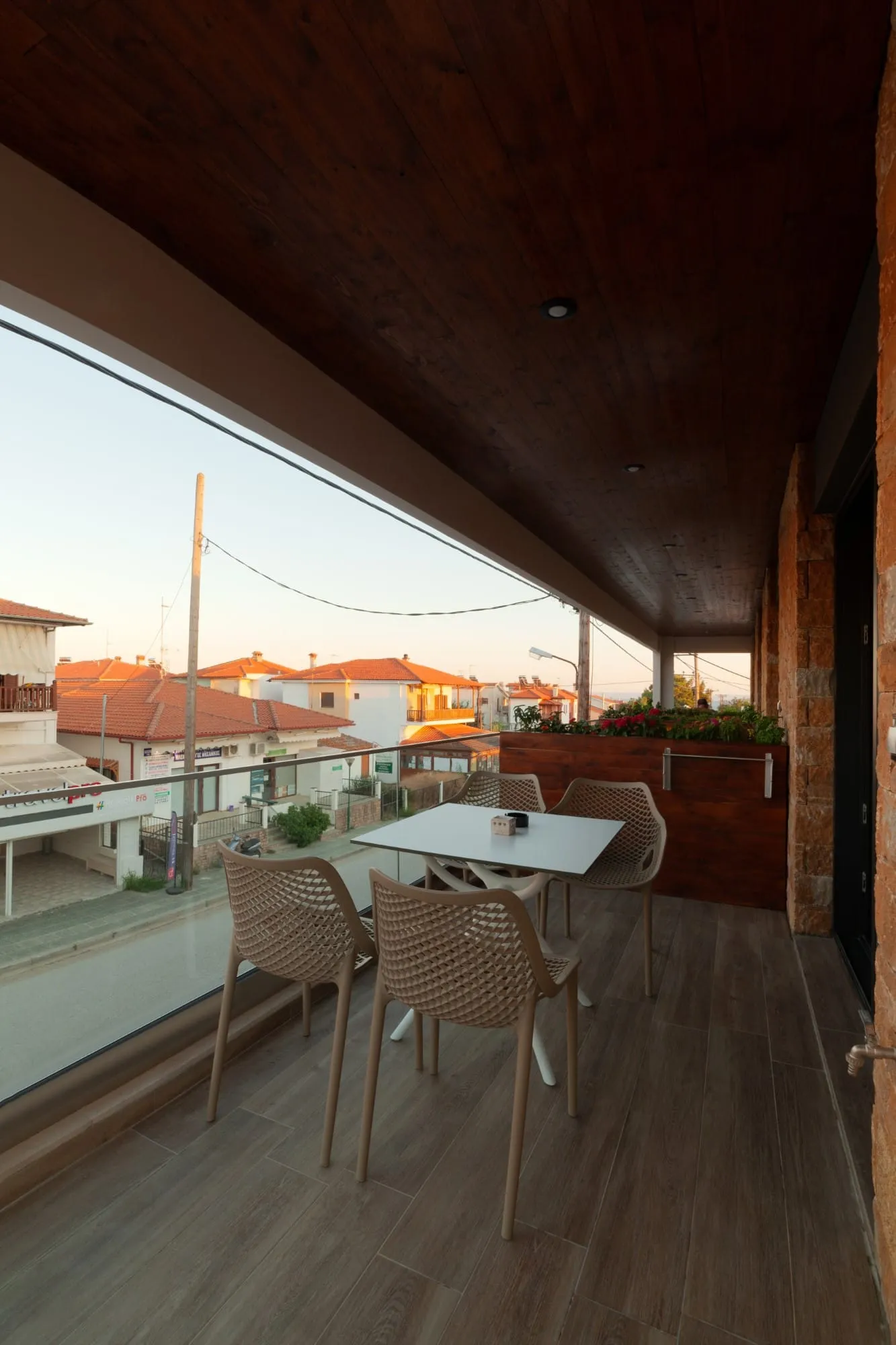 Lithos Suites Nikiti, Nikiti, Grčka — Quadruple Room